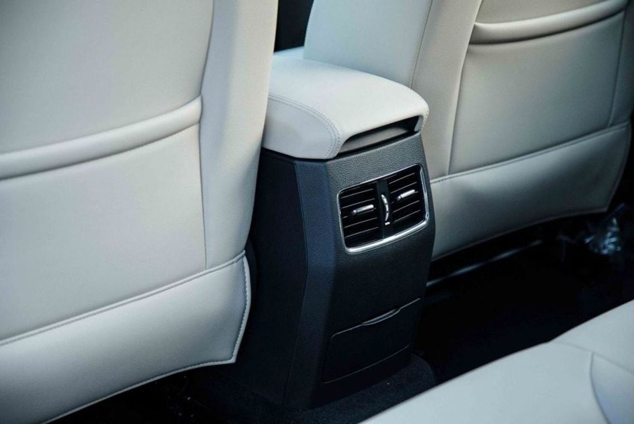 MG RX5 2023 MG RX5 2.0 AWD LUXURY - 3 Year Warranty & 1 Year Service - Sky Blue inside Black & White