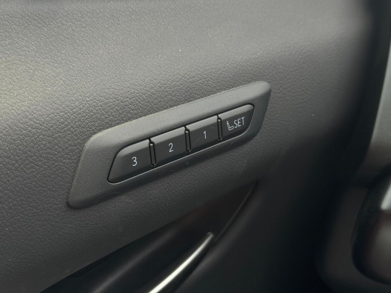 Lexus UX300h F Sport Prestige 2.0L