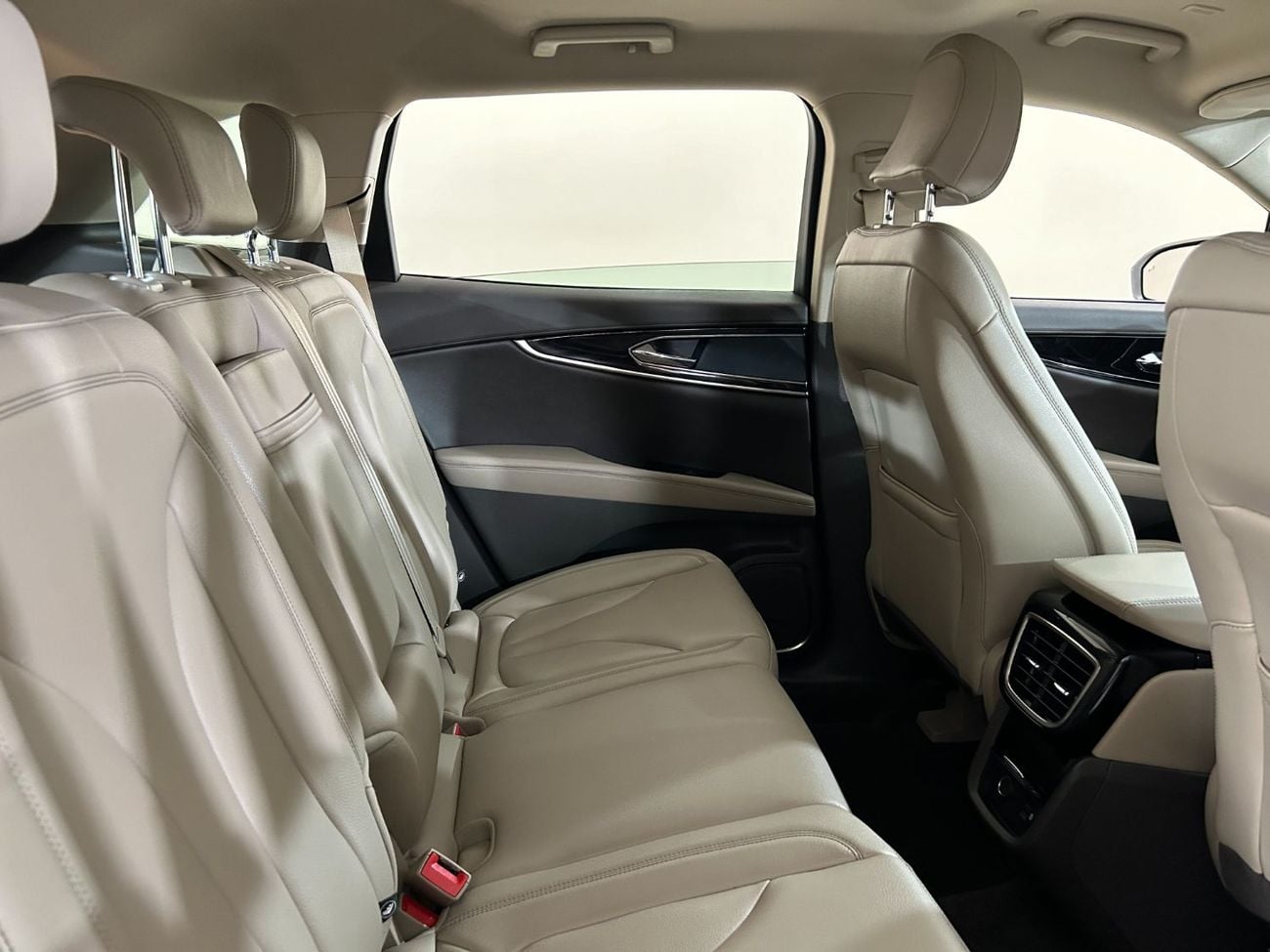 لينكولن ناوتيلوس Std 2.0L