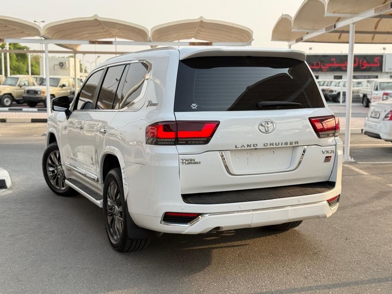 تويوتا لاند كروزر GXR 4.0L (271 HP) 4WD