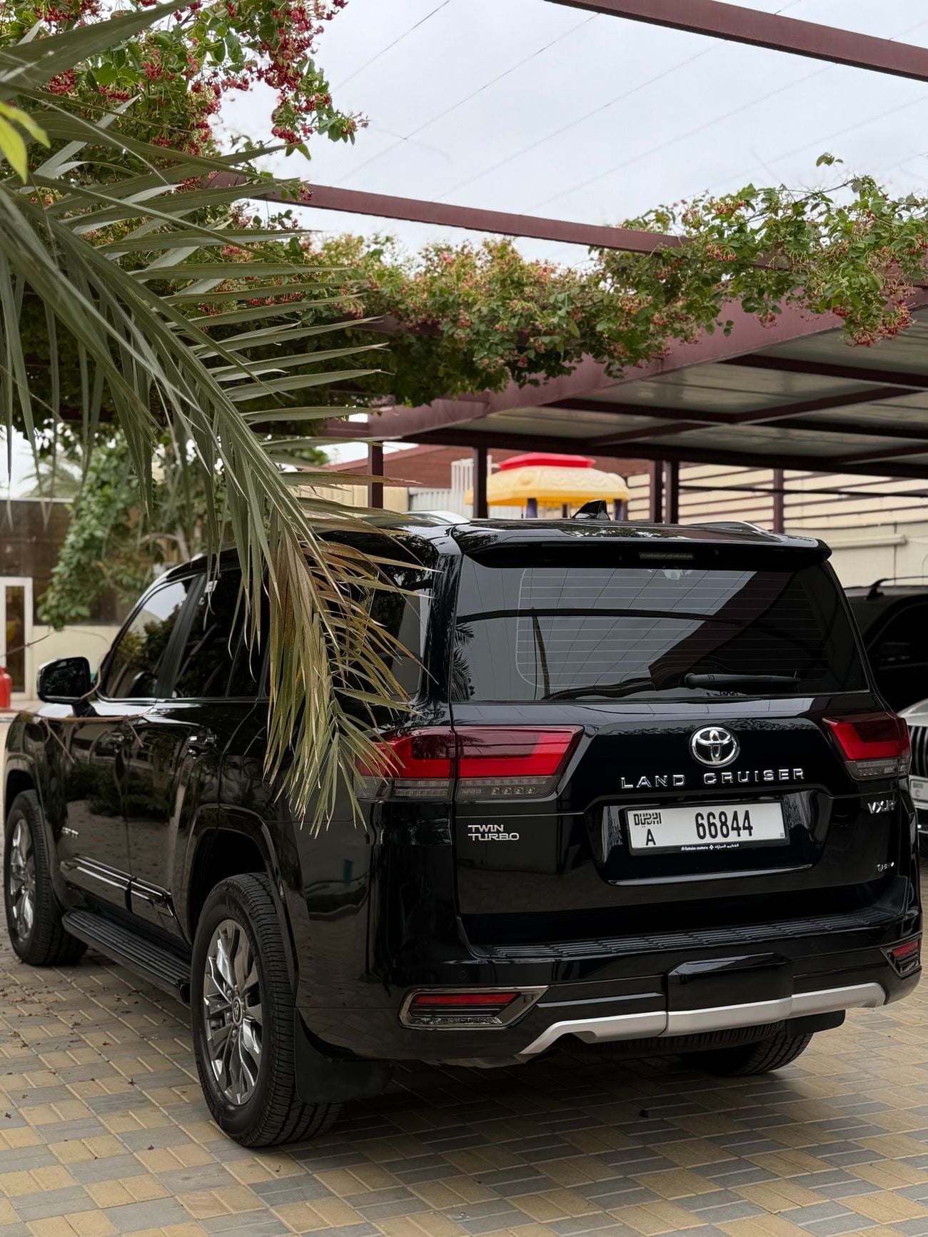 تويوتا لاند كروزر