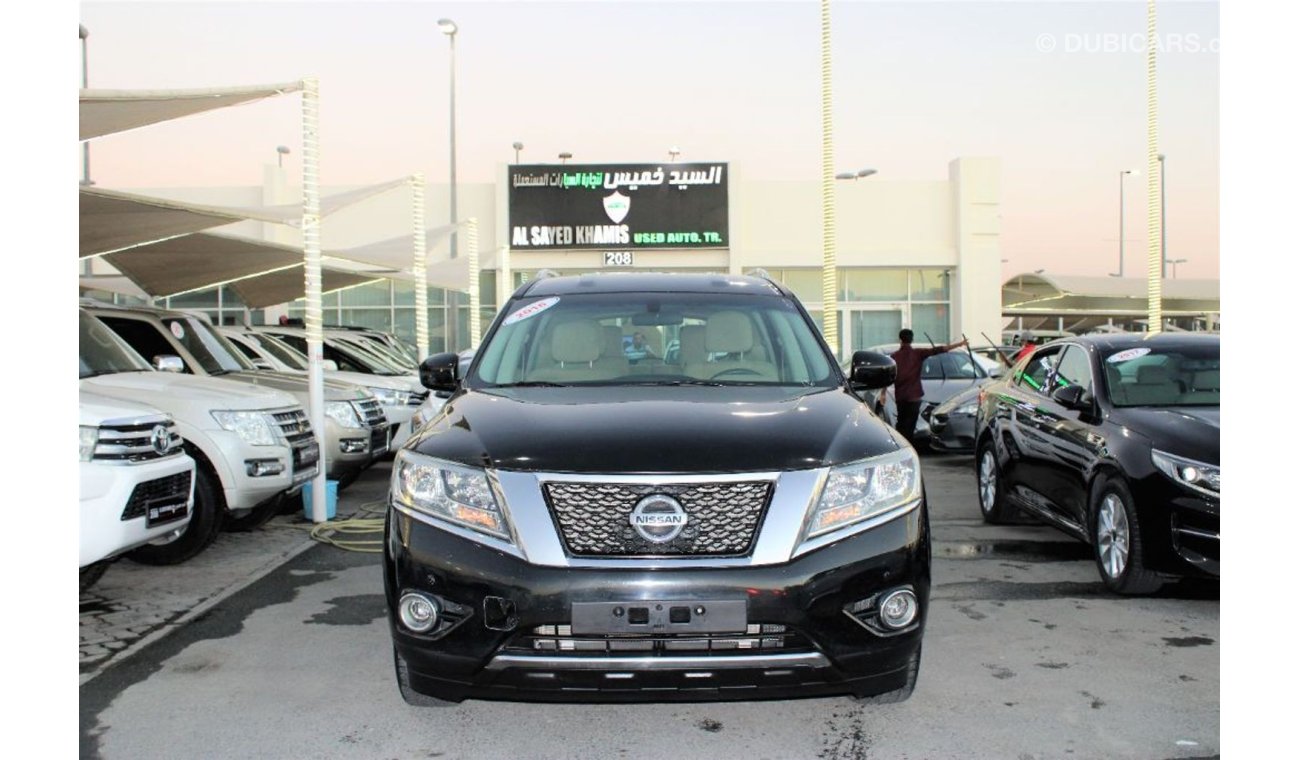 Nissan Pathfinder 4WD