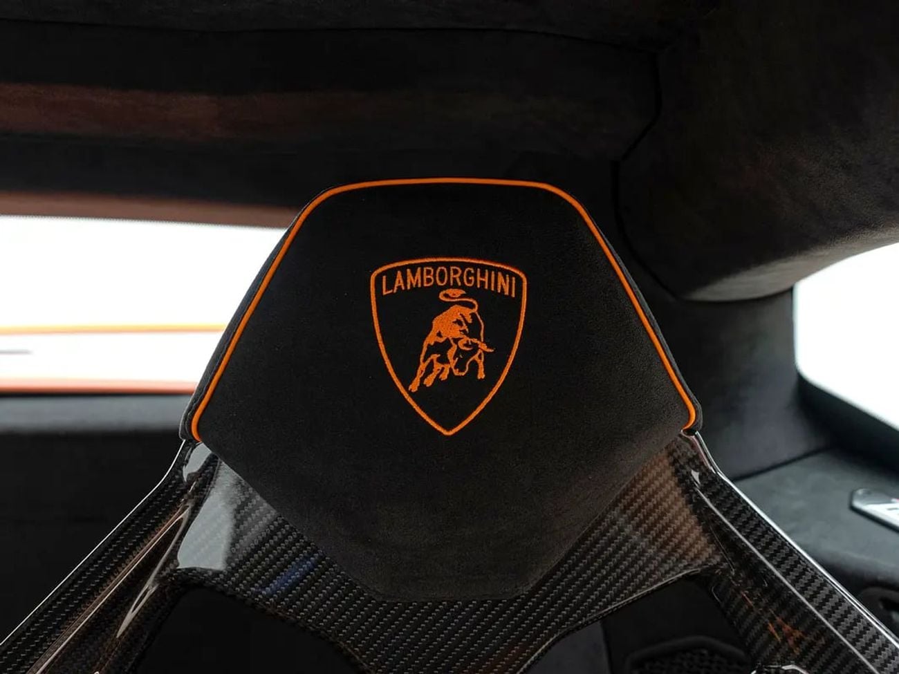 Lamborghini Huracan Tecnica | GCC Specs | Dealer Warranty Service Contract