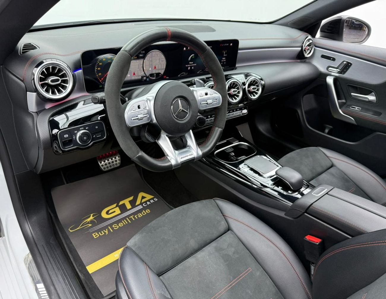 Mercedes-Benz CLA 35 AMG 2020 Mercedes Benz CLA35 AMG 4MATIC, 2027 Mercedes Service Pack, Full MB Service History, GCC