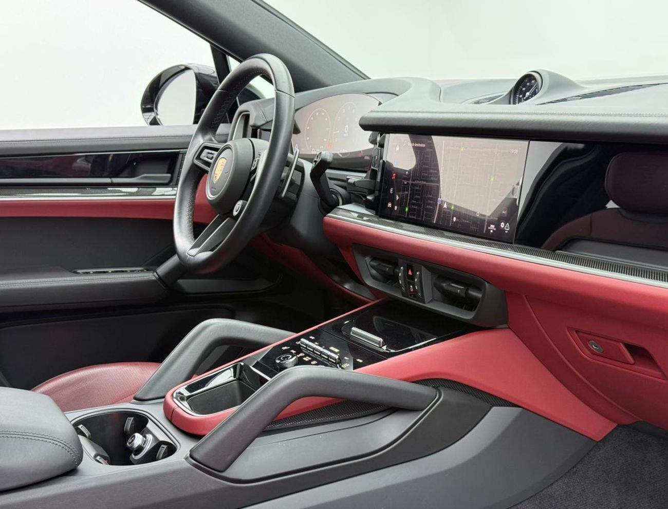 Porsche Cayenne 2024 Porsche Cayenne Coupe, 2027 Porsche Warranty, Full Porsche Service History, Very Low Km, GCC