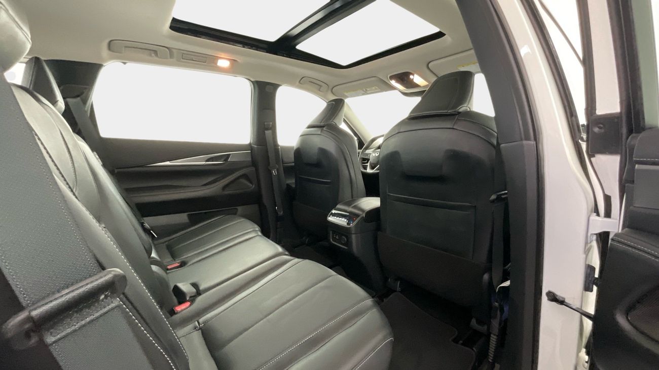 Infiniti QX60 3.5 LUXE AUTO 4WD | Guaranteed Warranty | 0 Down Payment