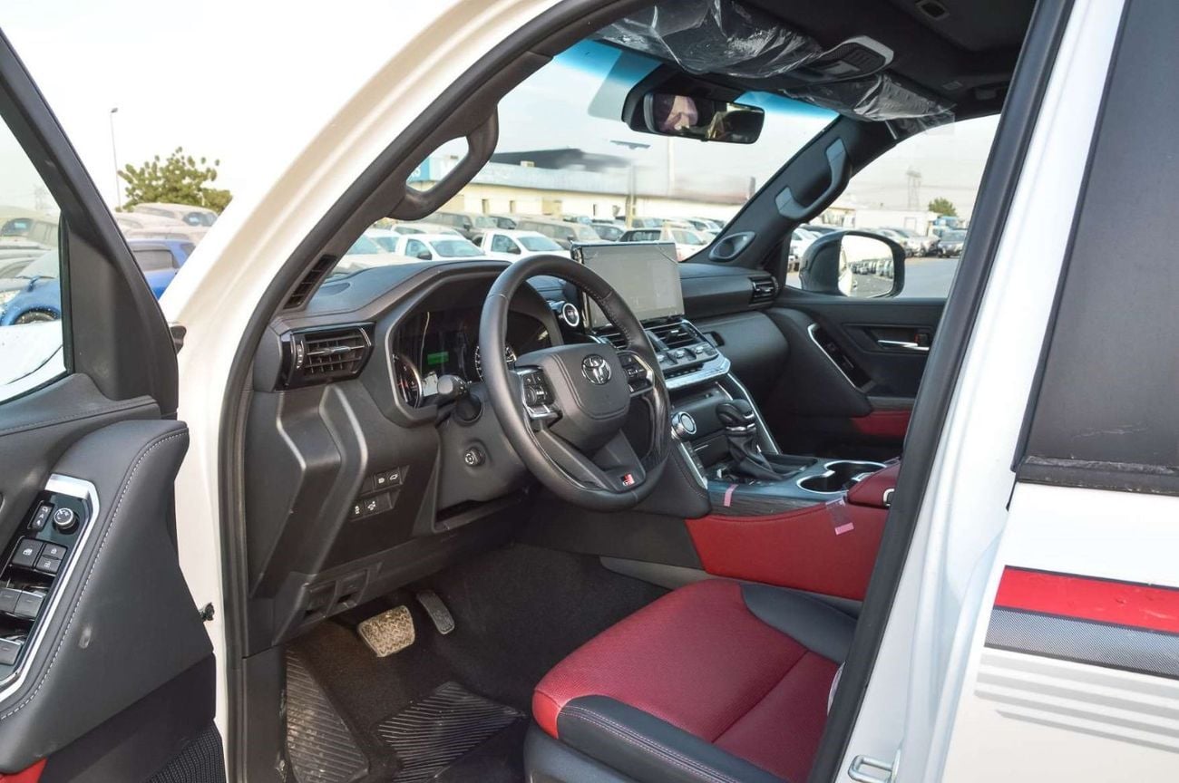 Toyota Land Cruiser Toyota LC300 GR-S 3.3 Diesel 2024 Full with Radar GCC