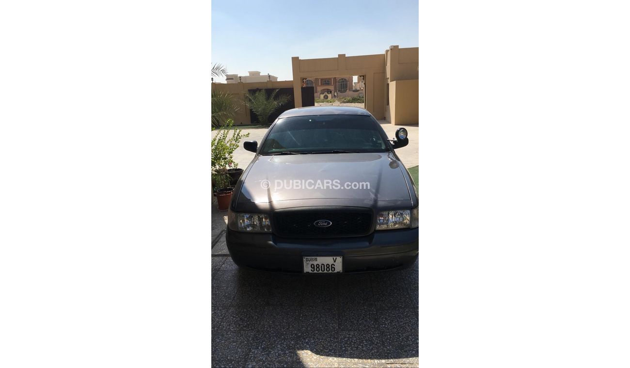 فورد كراون فيكتوريا فورد كراون فكتوريا 2011