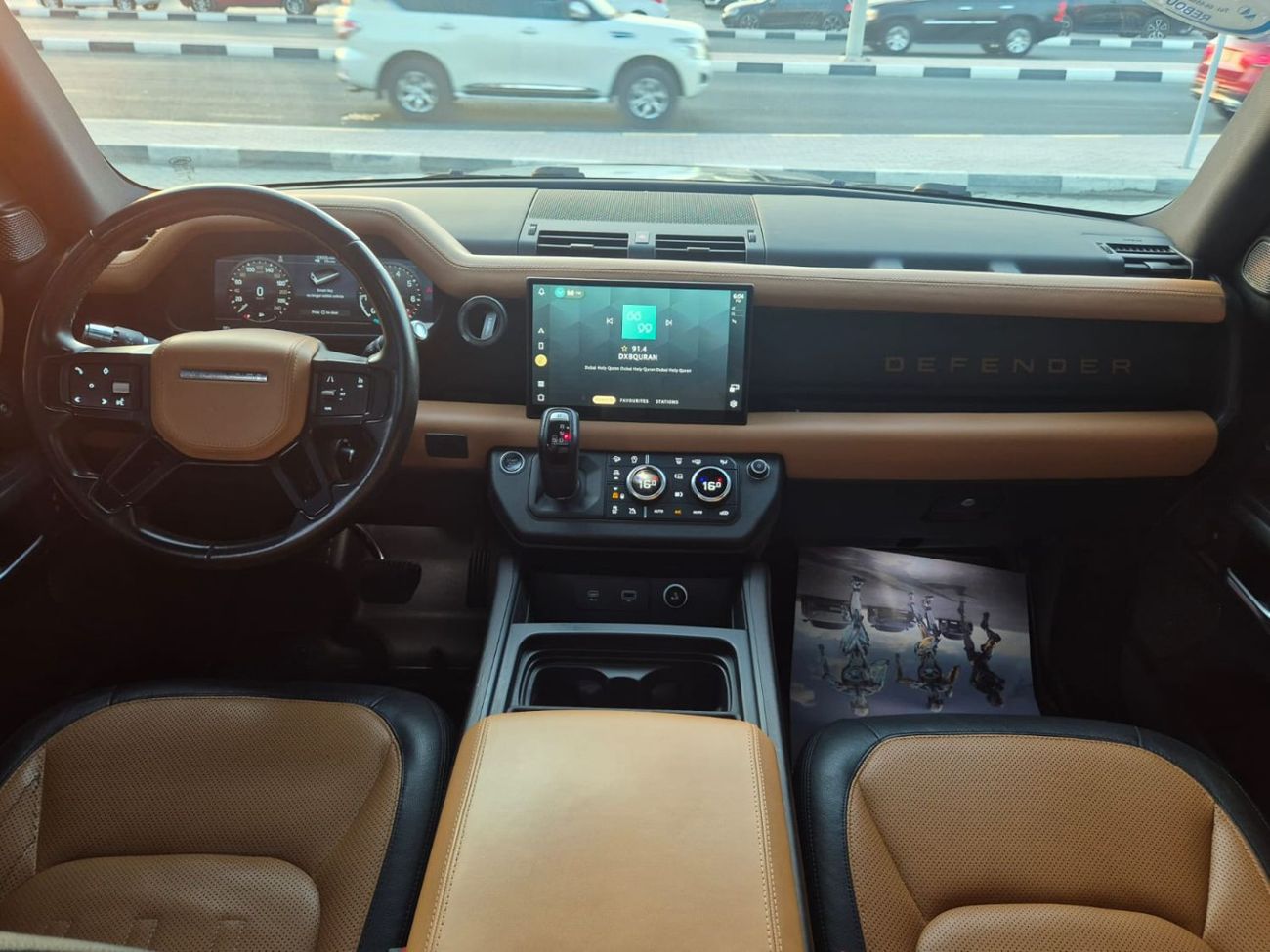 Land Rover Defender P400 110 SE 3.0L (5 Seater)