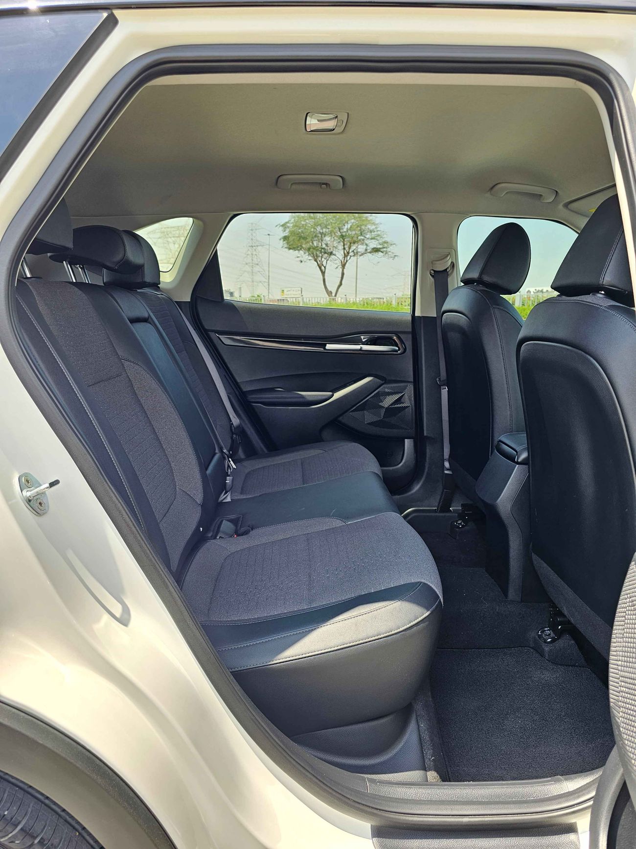 Kia Seltos S/ DUAL TONE/ DVD/  BUTTON START/ LANE ASSIST/ 682 MONTHLY / LOT#75301