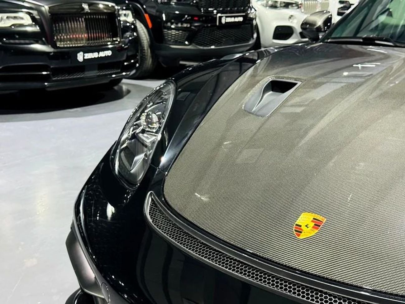 Porsche 718 Cayman GT4 RS 4.0L (493 HP) A/T