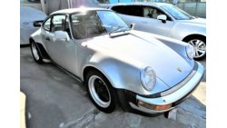 بورش 911 Available in Japan