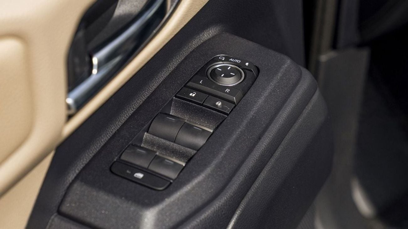 Toyota Prado Txl 2.7L petrol limited 2025