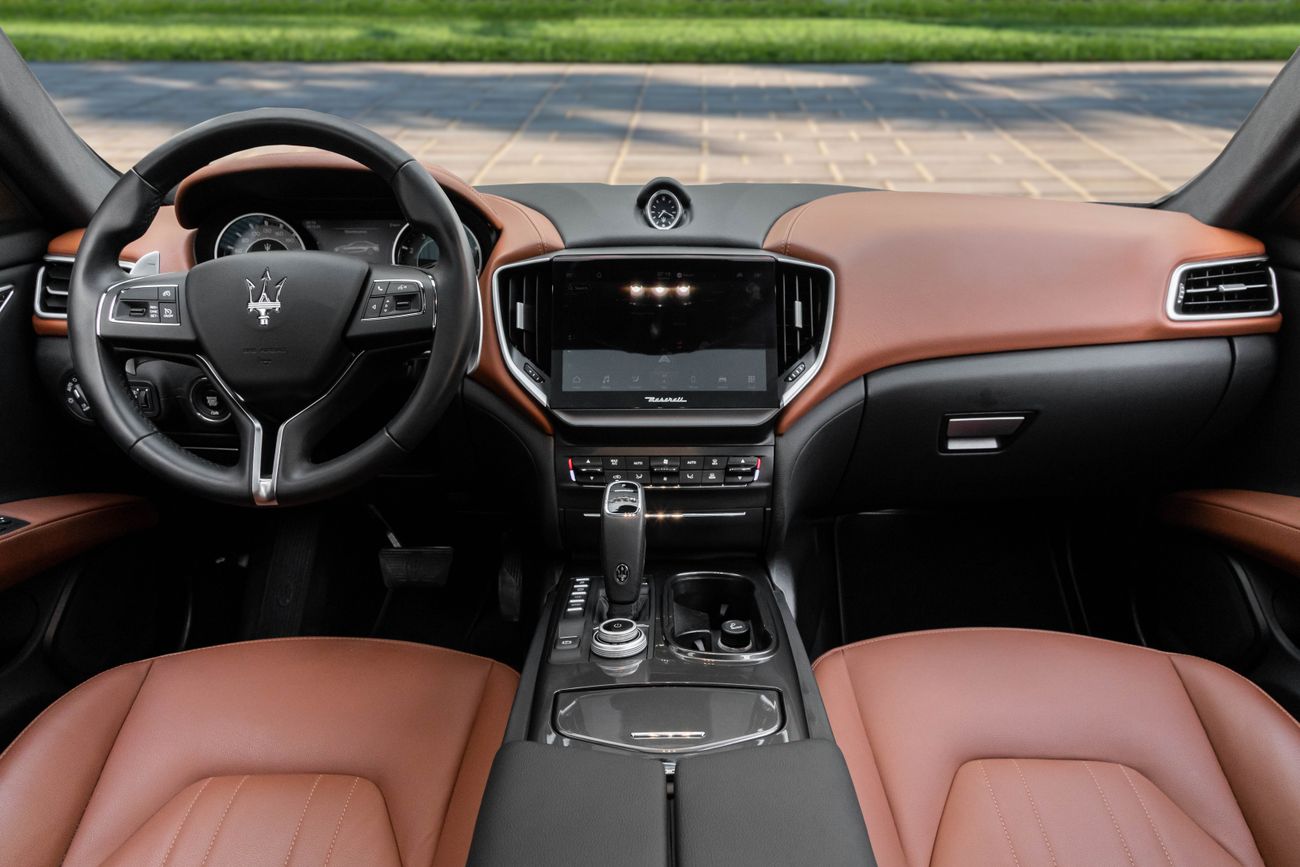 Maserati Ghibli Ghibli GT Hybrid | 2,938 P.M | 0% Downpayment | AGENCY WARRANTY