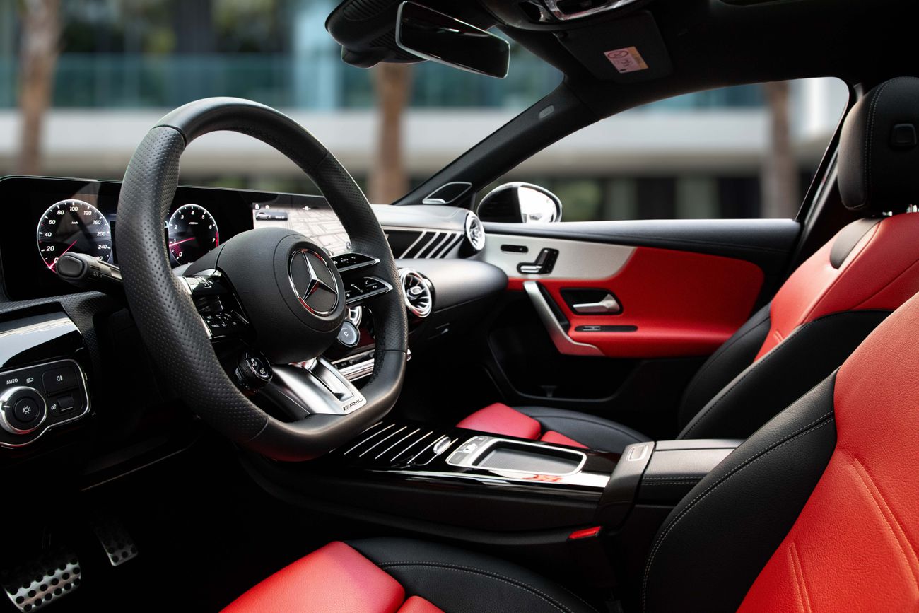 Mercedes-Benz A 35 AMG A35 AMG Aero-Dynamic | 3,721 P.M | 0% Downpayment | A35 AMG AERODYNAMIC | WARRANTY!