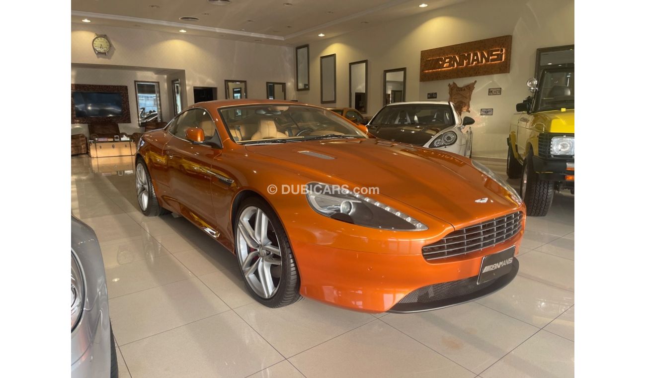 Aston Martin DB9