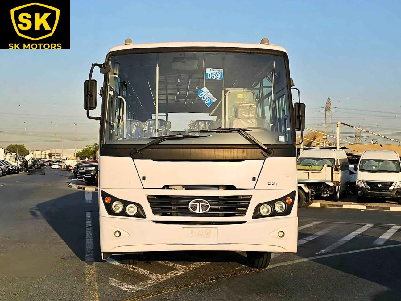 تاتا LPO 1618 5600 CC / V8 / Non AC / 63 Seater / Highroof with Headrest and Seat Belt (CODE # 69095)