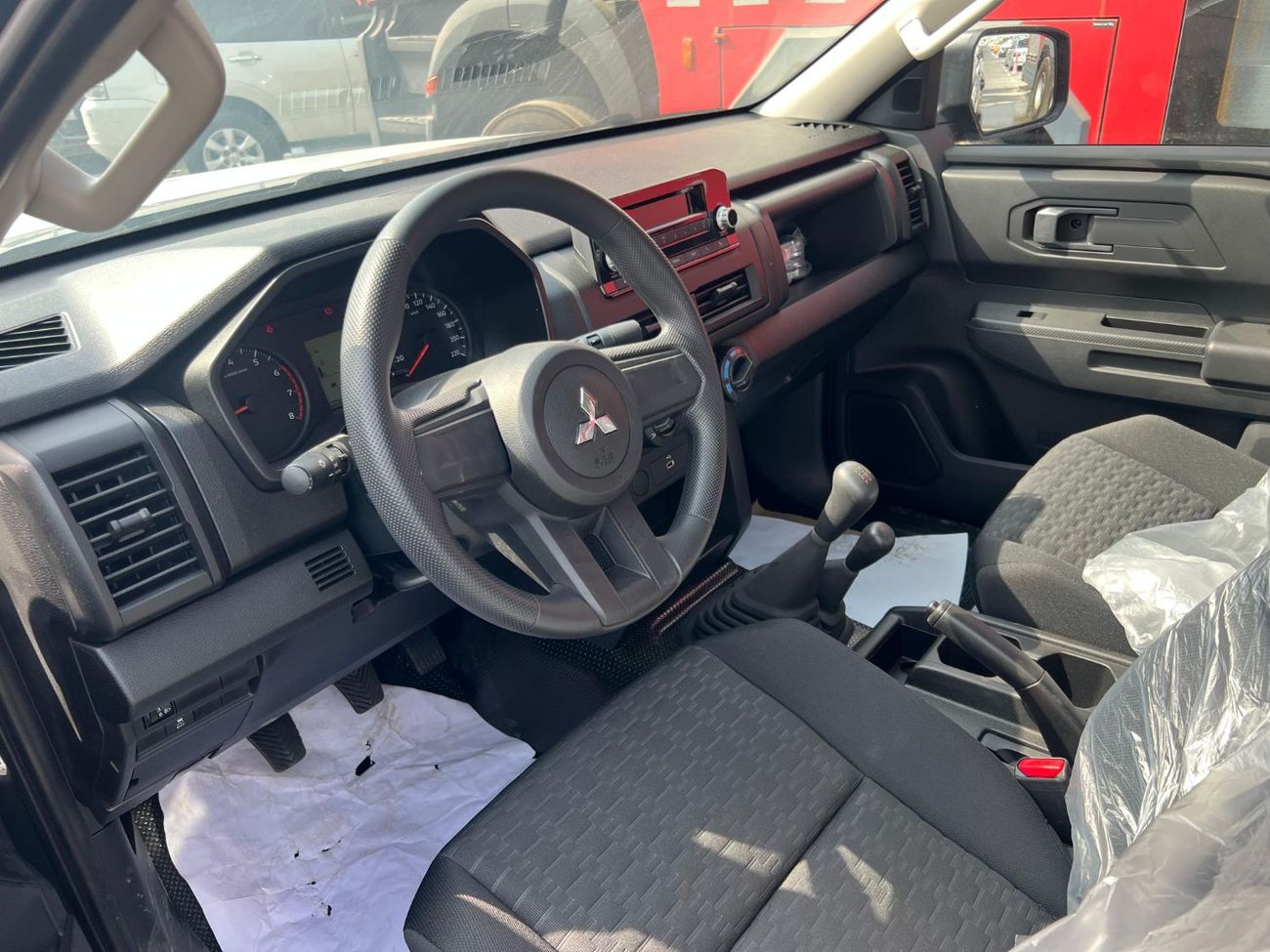 ميتسوبيشي L200 MITSUBISHI L200