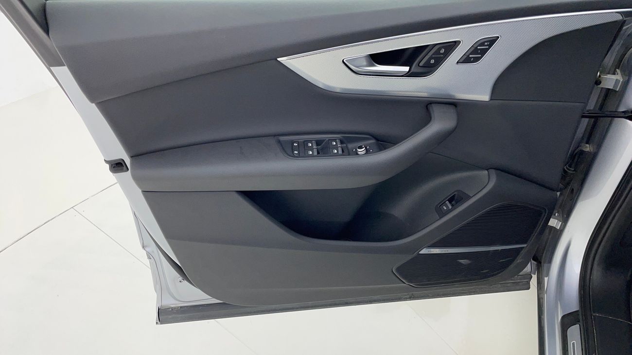 Audi Q7 55 TFSI S LINE LUXURY 3 | Zero Down Payment | Free Home Test Drive