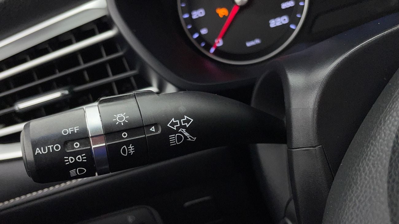 أم جي 5 STD 1.5 | بدون دفعة مقدمة | اختبار قيادة مجاني للمنزل