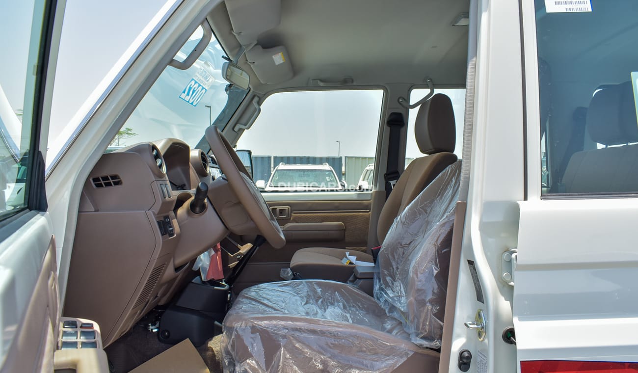 تويوتا لاند كروزر 70 LX V8