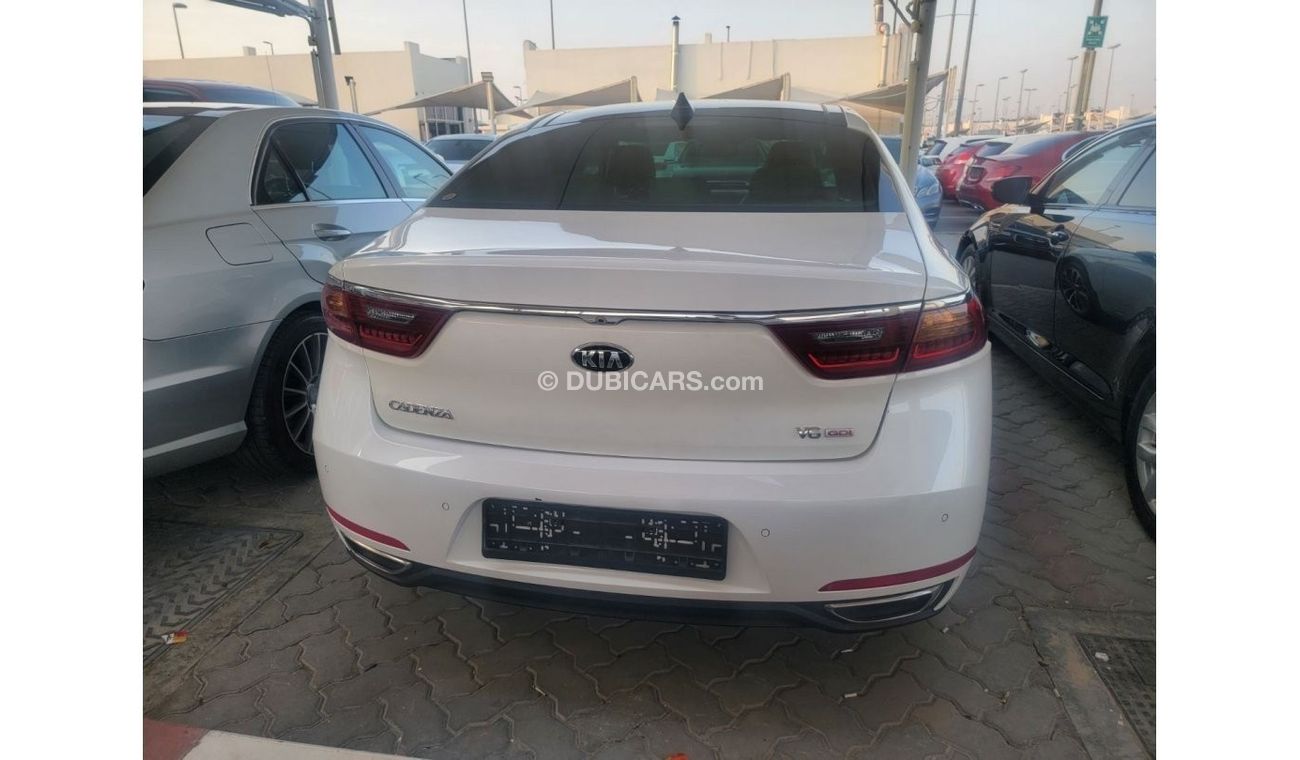 Kia Cadenza