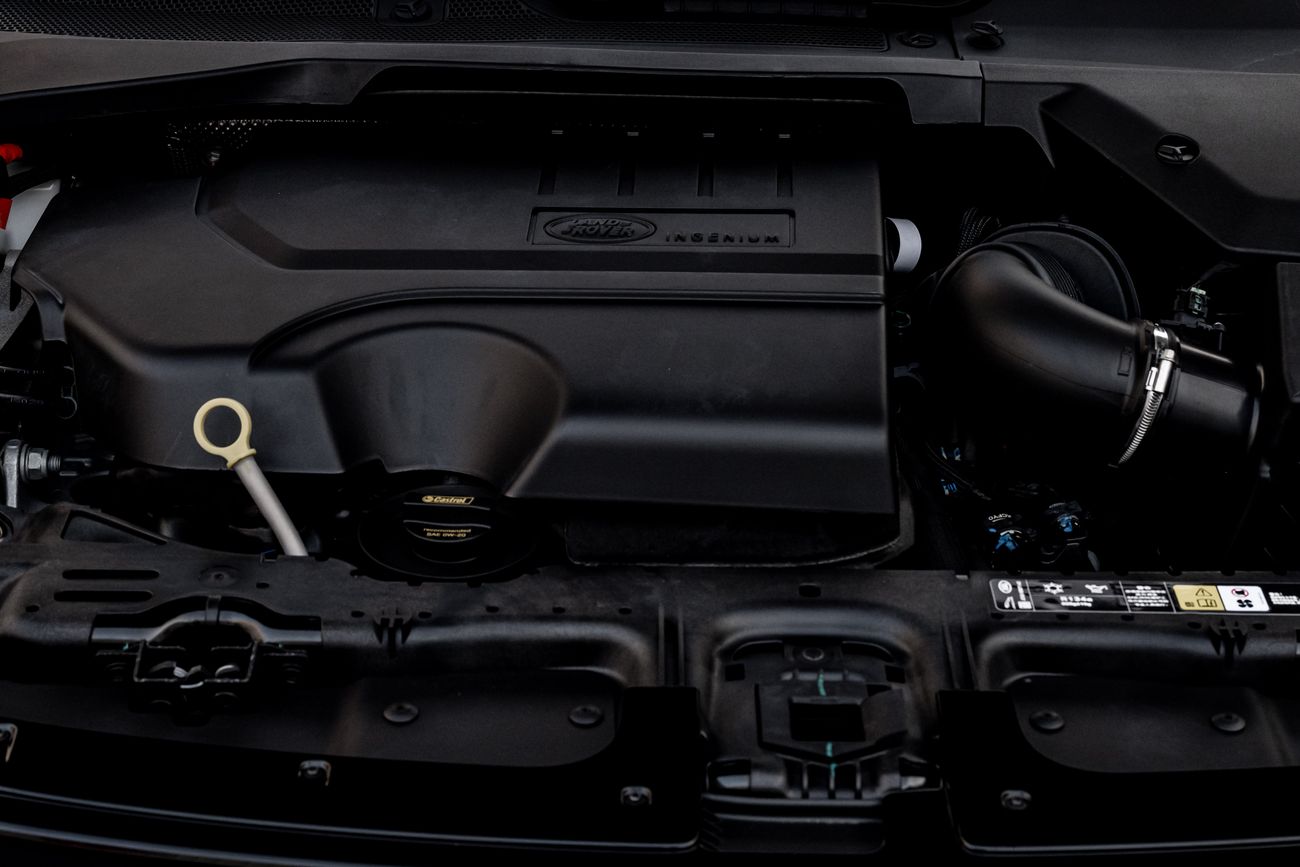 لاند روفر رانج روفر إيفوك Range Rover Evoque SE P250 R-Dynamic | 3,584 P.M | 0% Downpayment | Fantastic Condition!