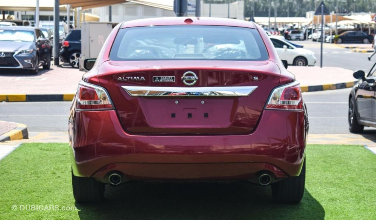 Nissan Altima