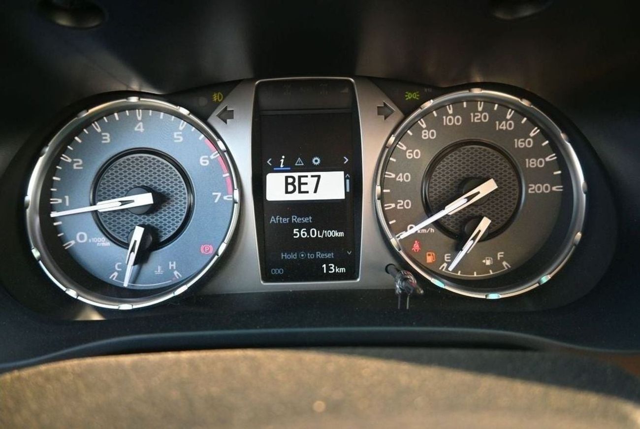 تويوتا هيلوكس Toyota Hilux 2.7L Petrol Manual 4WD 2025