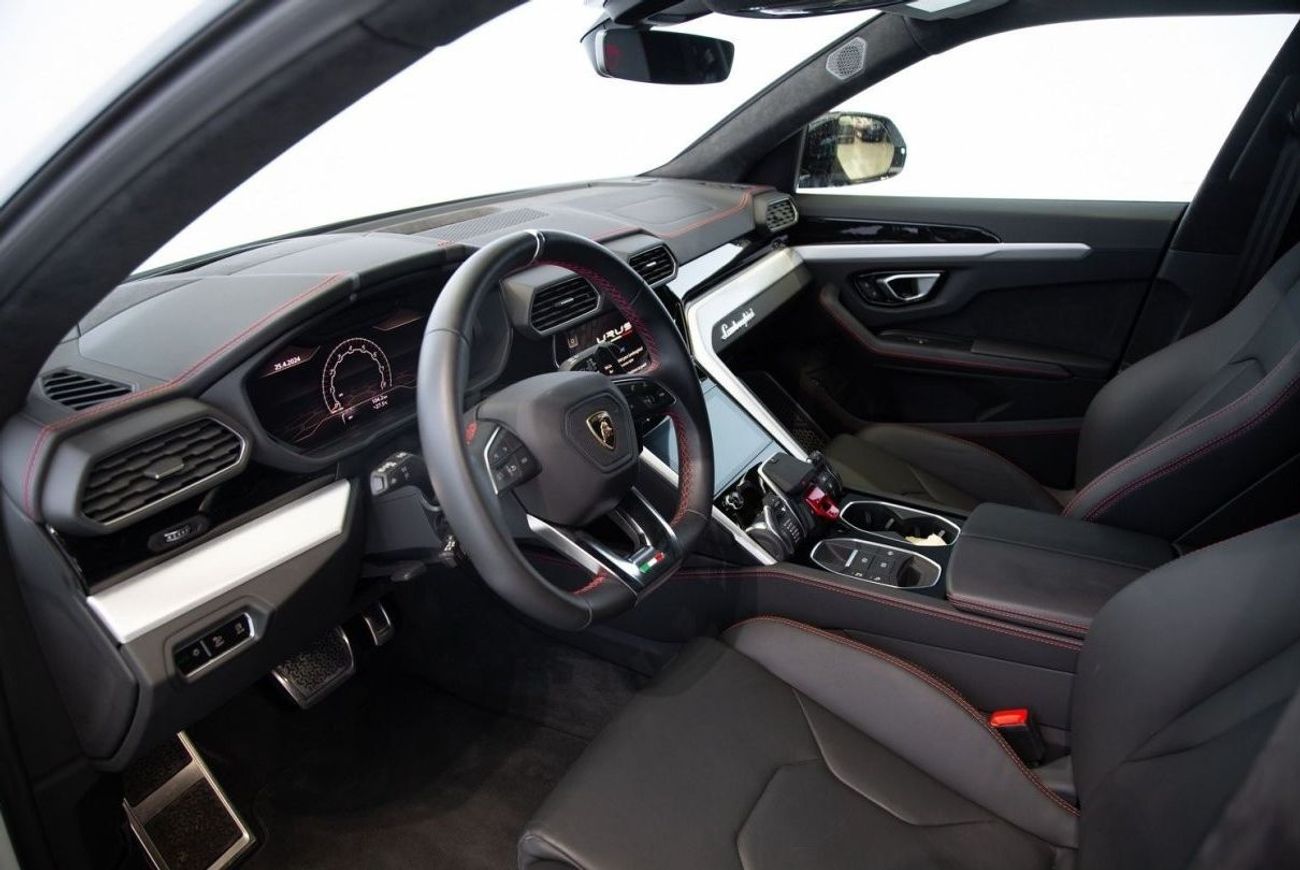 لامبورغيني اوروس 4.0T