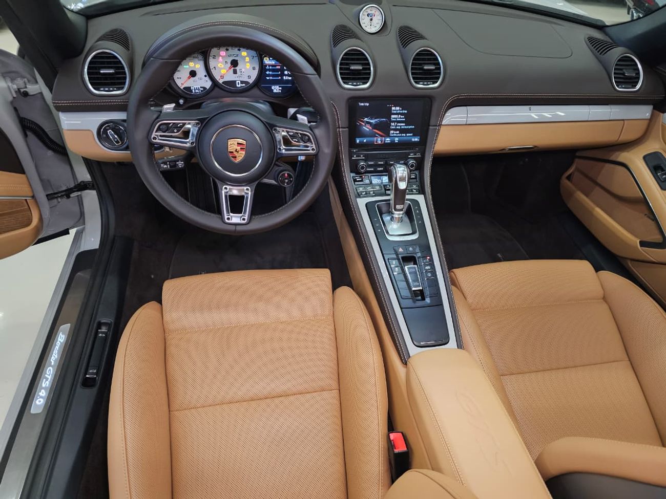 Porsche 718 Boxster Spyder 4.0L (414 HP) A/T 2022 Boxster GTS 718 Spyder 2 YEARS WARRANTY UNLIMITED MILEAGE