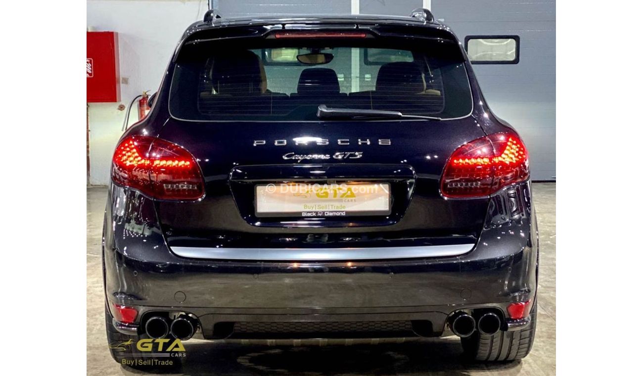 Porsche Cayenne 2014 Full Option Porsche Cayenne GTS Black Edition Full Naboodah service