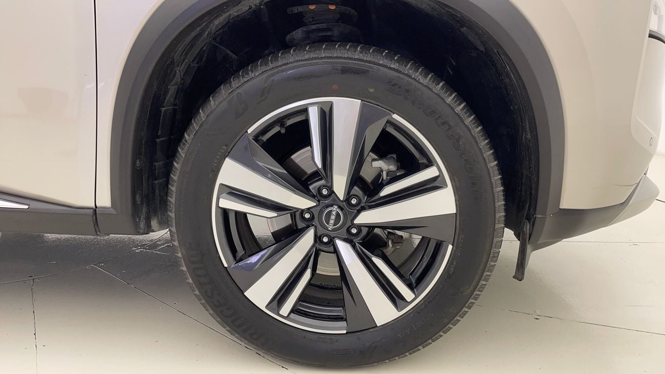 نيسان إكس تريل SL 2.5 | بدون دفعة مقدمة | اختبار القيادة في المنزل