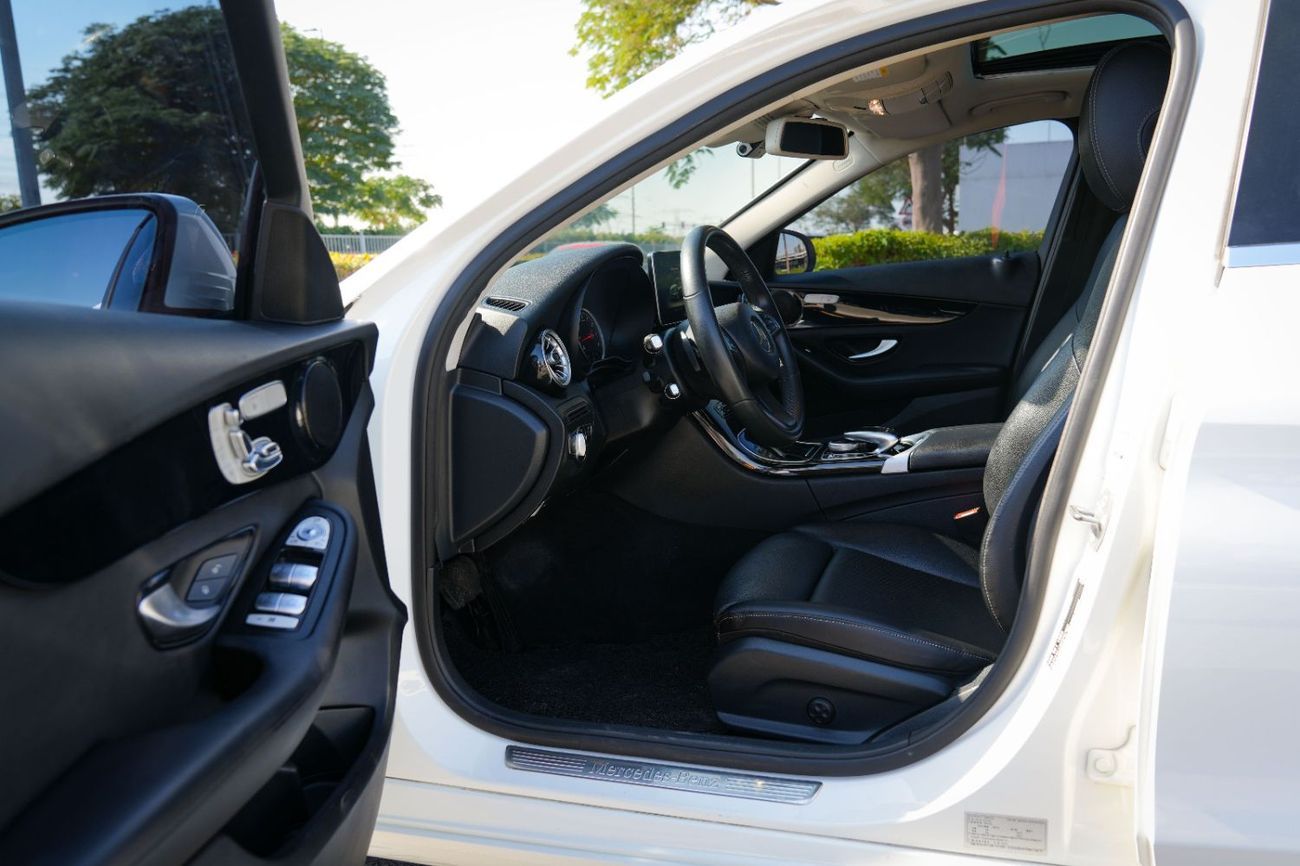 Mercedes-Benz C 200 2018!! KOREAN SPECS!! NO ACCIDENT!!