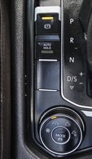 Volkswagen Tiguan R-Line 2.0L Volkswagen Tiguan 2018- GCC - Accident-free - 2.0L  - Full options - All-wheel drive - E