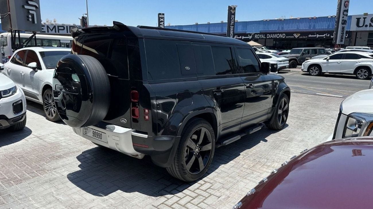 Land Rover Defender Land Rover Defender 110 2024 GCC specs