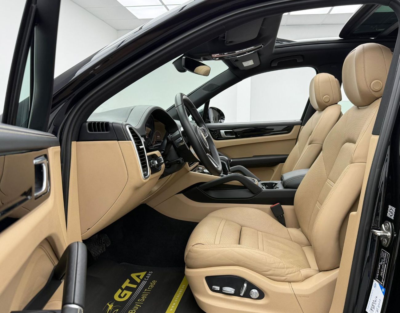 بورش كايان Std 3.0L (340 HP) 2018 Porsche Cayenne, 2026 Porsche Warranty, Full Porsche Service History, Excelle