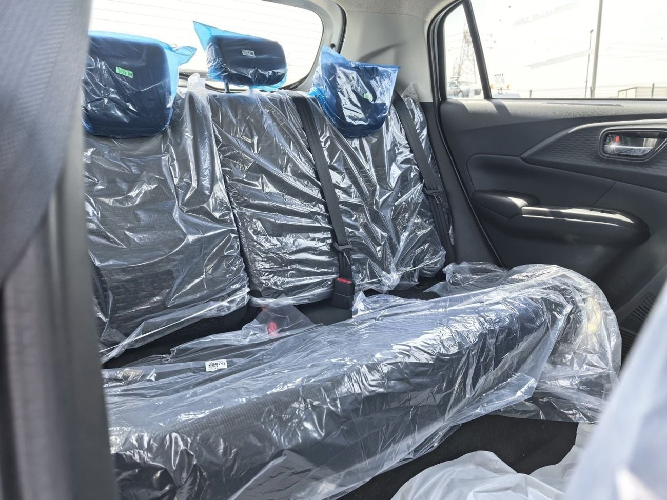 سوزوكي سويفت 2026 SUZUKI SWIFT 1.2L GLX WITH DVD+CAM A/T