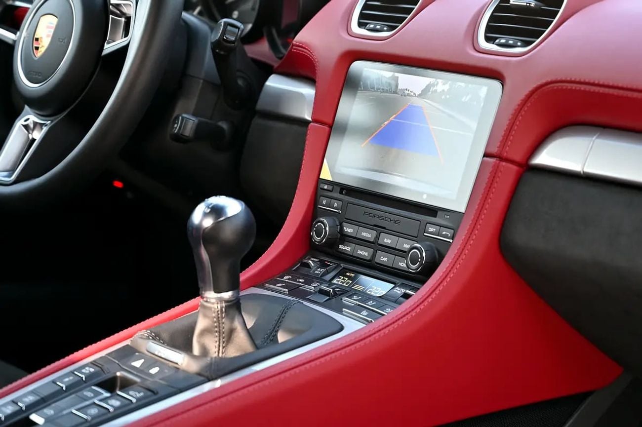 Porsche 718 Spyder 718 Spyder Manual | Grey | 4.0L Flat-6 | 414 HP | 3,267 KM
