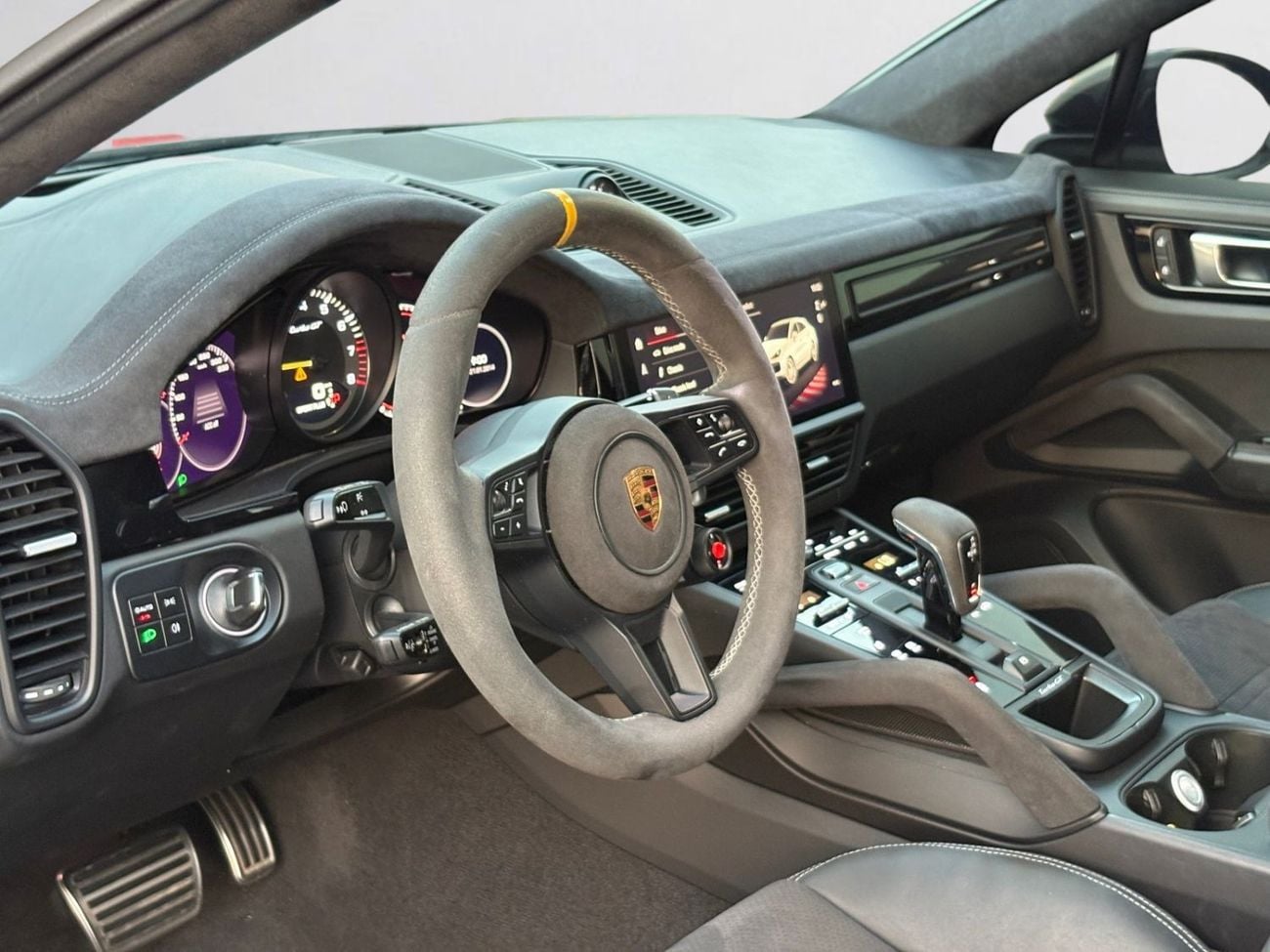 Porsche Cayenne TURBO GT TECHART/CARBON OPTION | 0% DOWN PAYMENT | SERVICE HISTORY | 2022 | EURO SPECS