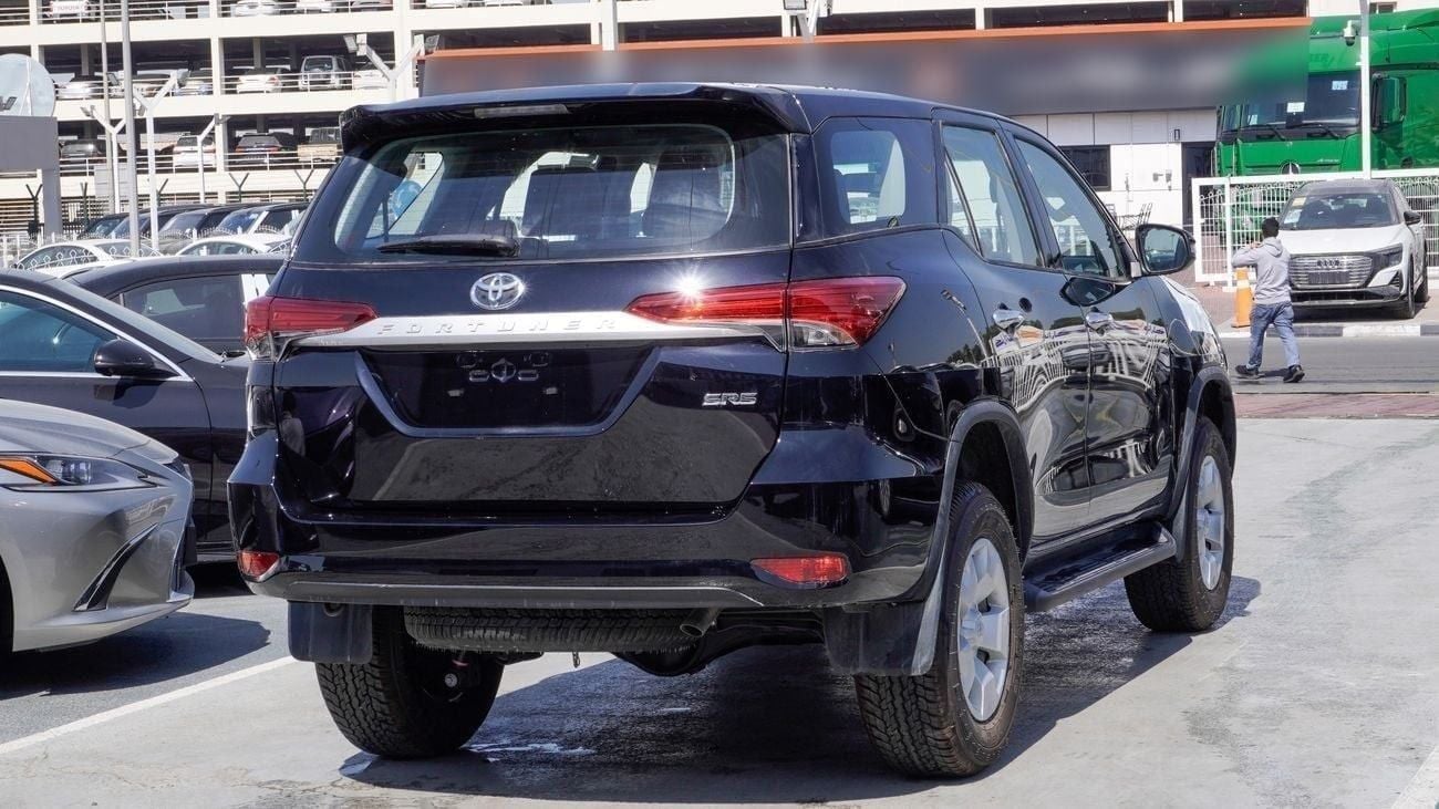 تويوتا فورتونر SR5 2.7 L