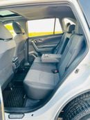 Toyota RAV4 XLE  2.5
