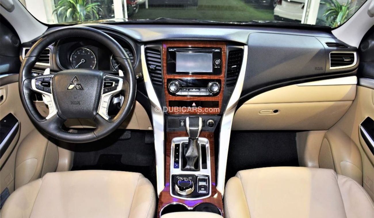 Mitsubishi Montero ORIGINAL PAINT!! ( صبغ وكاله ) AMAZING Mitsubishi Montero Sport 2016 Model!! in Dark Blue Color! GCC