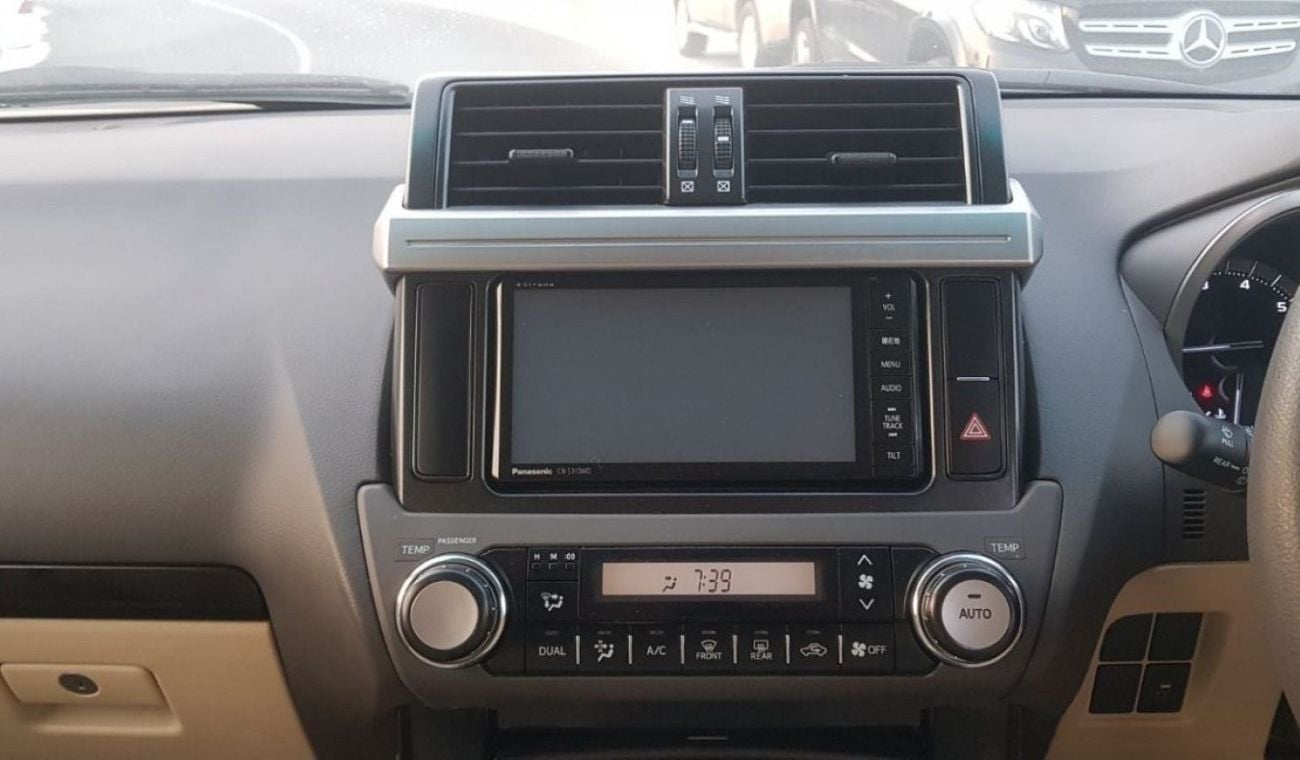 Toyota Prado 2.7cc PETROL RHD 7 seater LEATHER SEATS ELECTRIC SEATS 7 seater