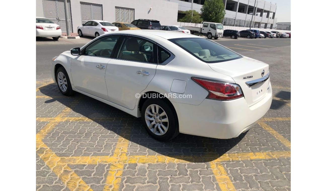 Nissan Altima