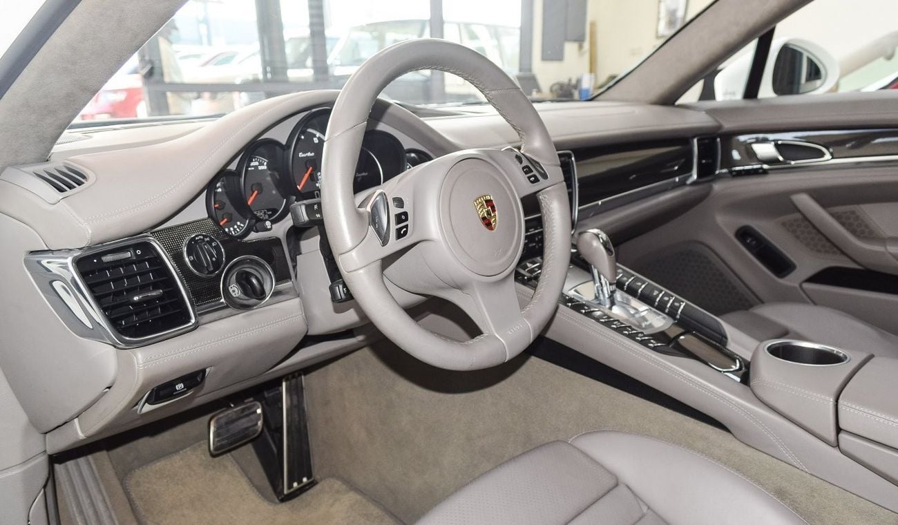 Porsche Panamera TURBO Fab Design