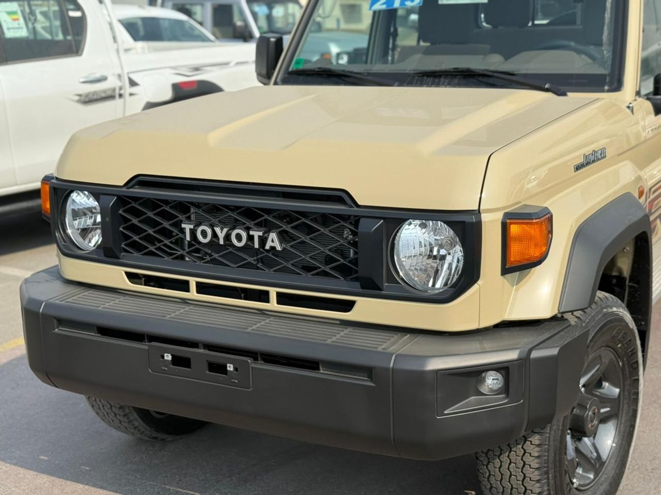 Toyota Land Cruiser Pick Up TOYOTA LAND CRUISER LC79 4.0 GCC 2025 2025