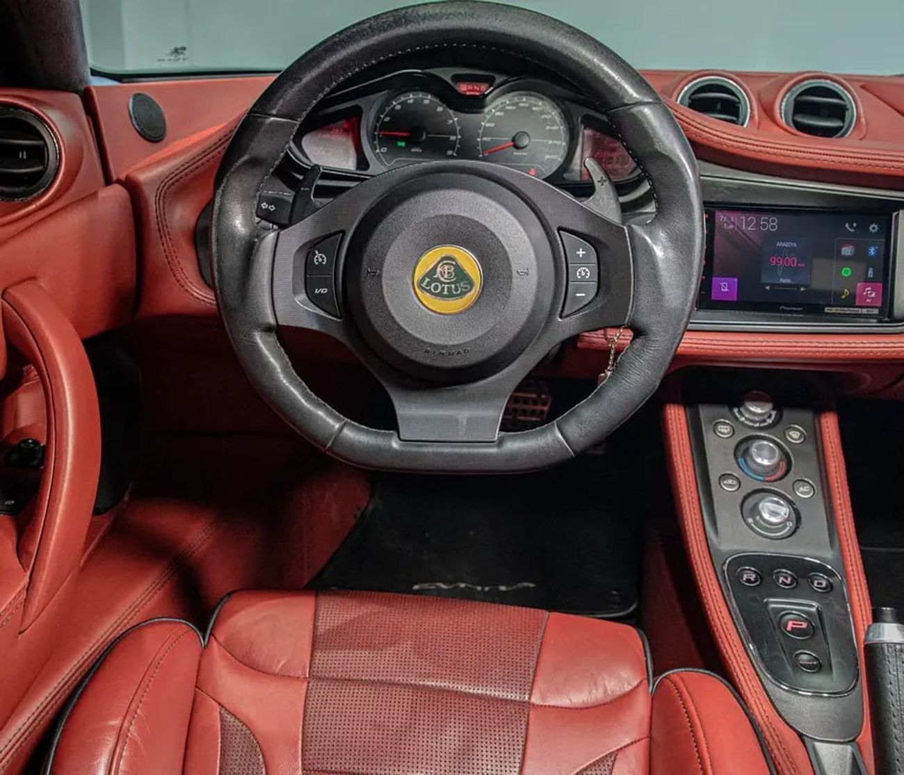 لوتس إيفورا S