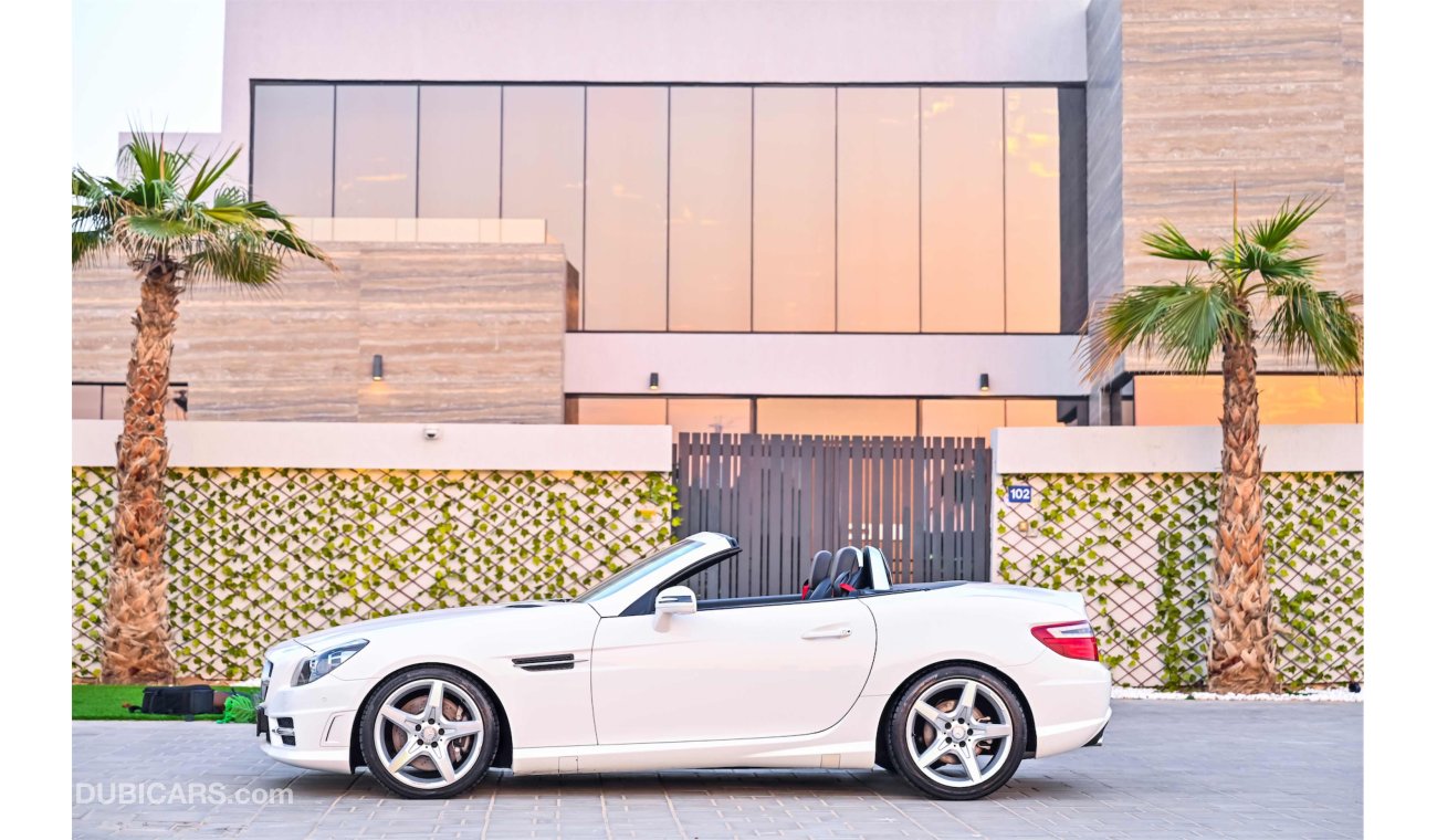 Mercedes-Benz SLK 200 AMG Convertible | 1,758 P.M (4 Years) | 0% Downpayment | Exceptional Condition!