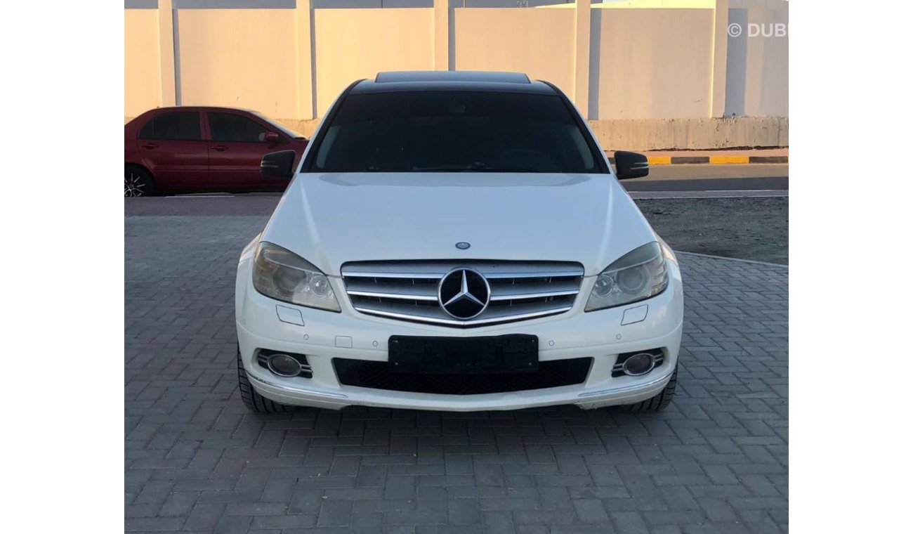 Mercedes-Benz C200